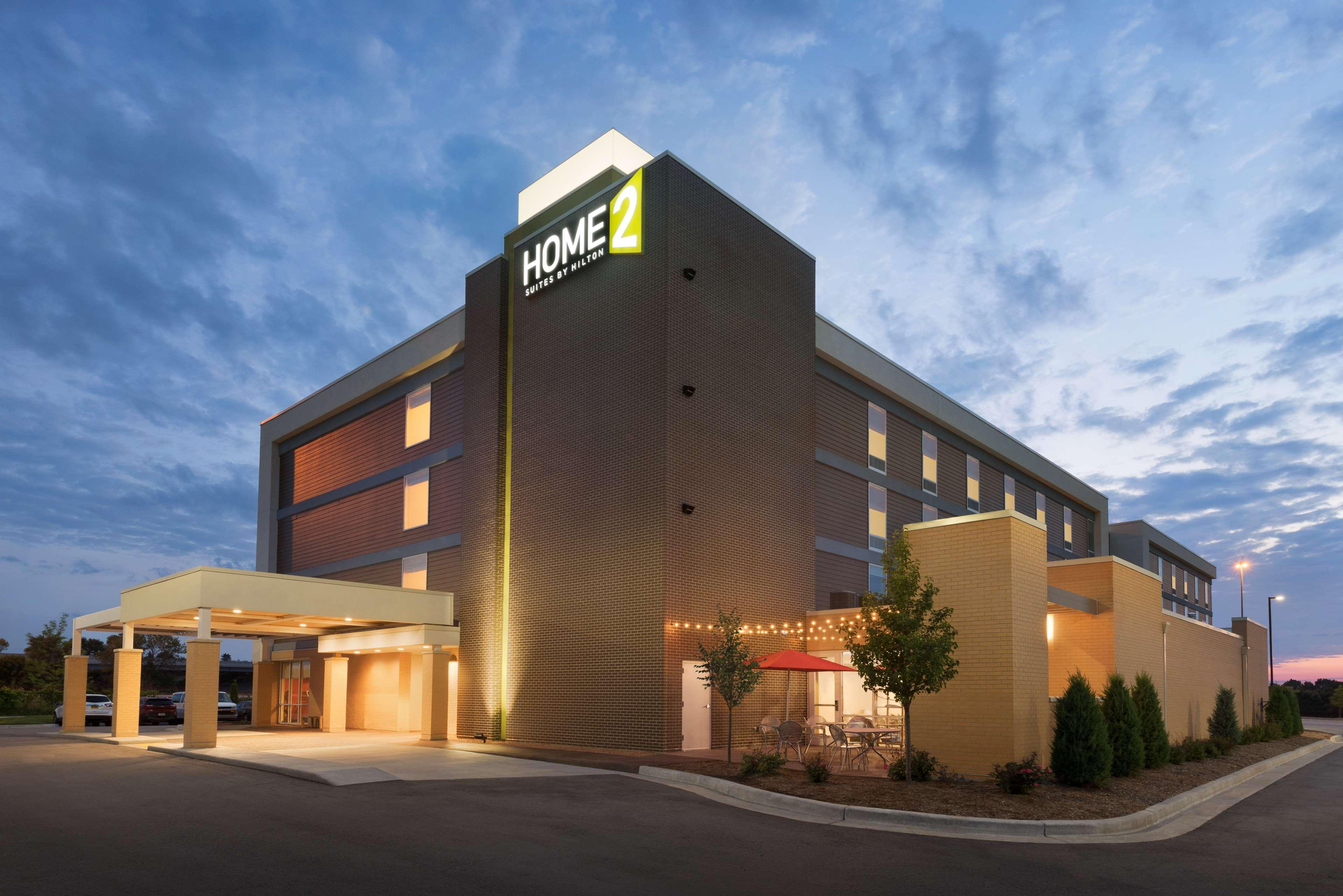 Home2 Suites By Hilton Milwaukee Brookfield Waukesha Exterior foto