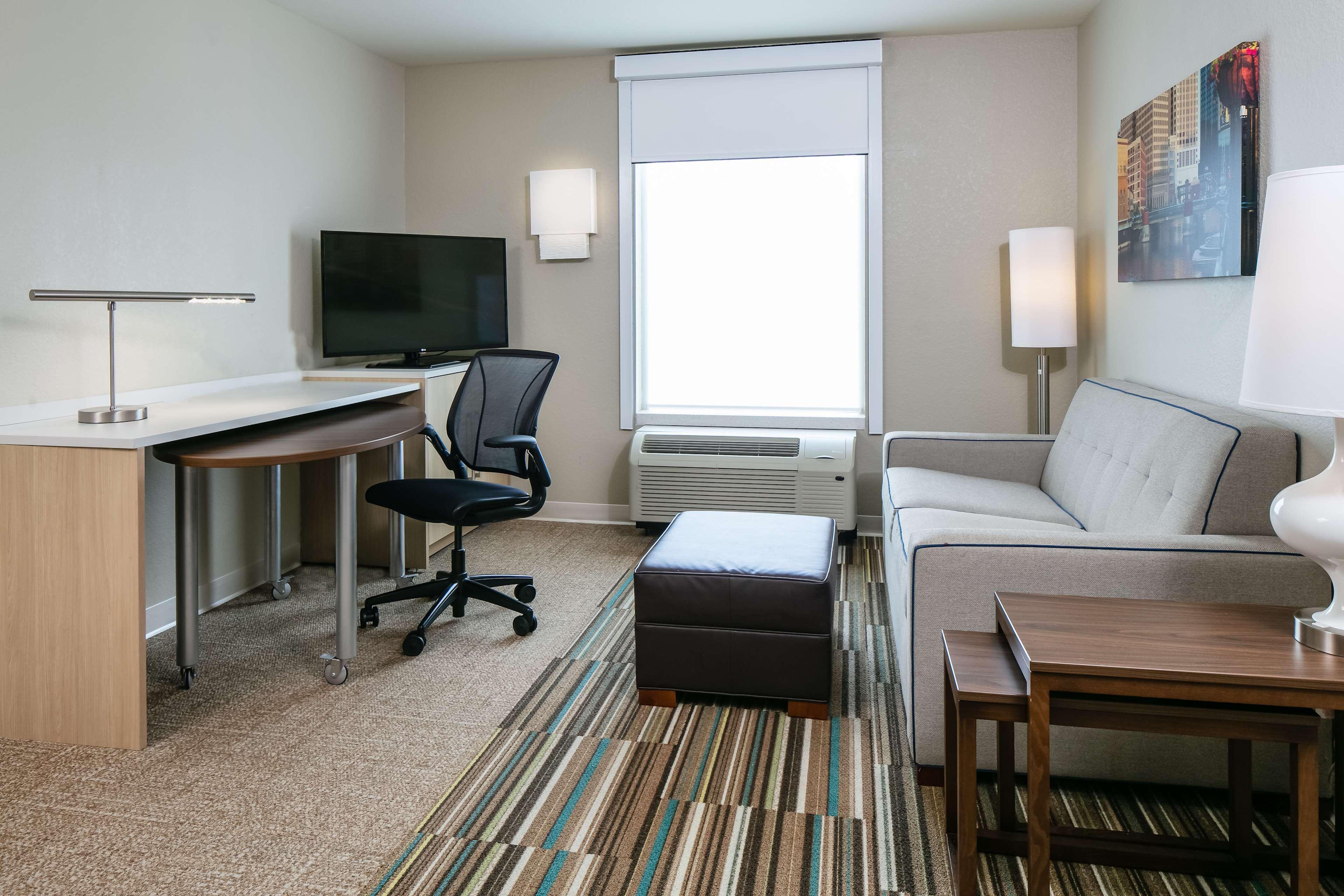 Home2 Suites By Hilton Milwaukee Brookfield Waukesha Exterior foto
